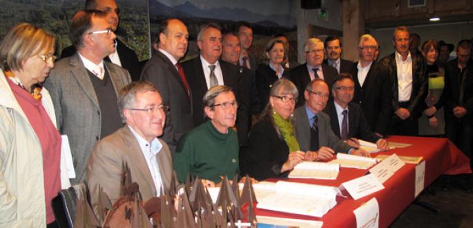 la signature des premiers contrats corridors le 12 novembre 2012 à la maison du Salève la signature des premiers contrats corridors le 12 novembre 2012 à la maison du Salève