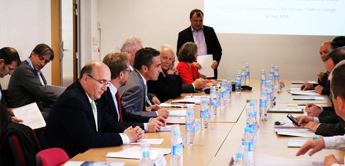 Retour sur l’Assemblée du Groupement local de coopération transfrontalière (GLCT) Grand Genève, du 19 novembre 2015. Retour sur l’Assemblée du Groupement local de coopération transfrontalière (GLCT) Grand Genève, du 19 novembre 2015.
