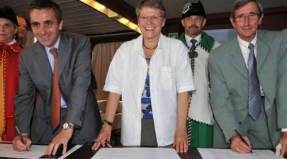 Signature du Projet d'agglomération 2, le 28 juin 2012 Signature du Projet d'agglomération 2, le 28 juin 2012